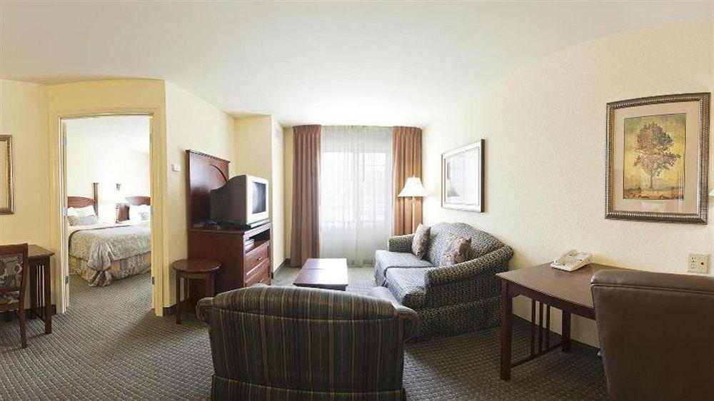 Comfort Inn & Suites Savannah Exterior foto